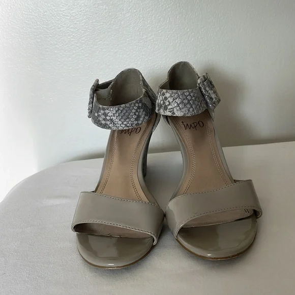 Impo Vantage Grey Snake Print Heel Upper Strap Wedge Open Toe Sandals Size 6.5 - Picture 5 of 15
